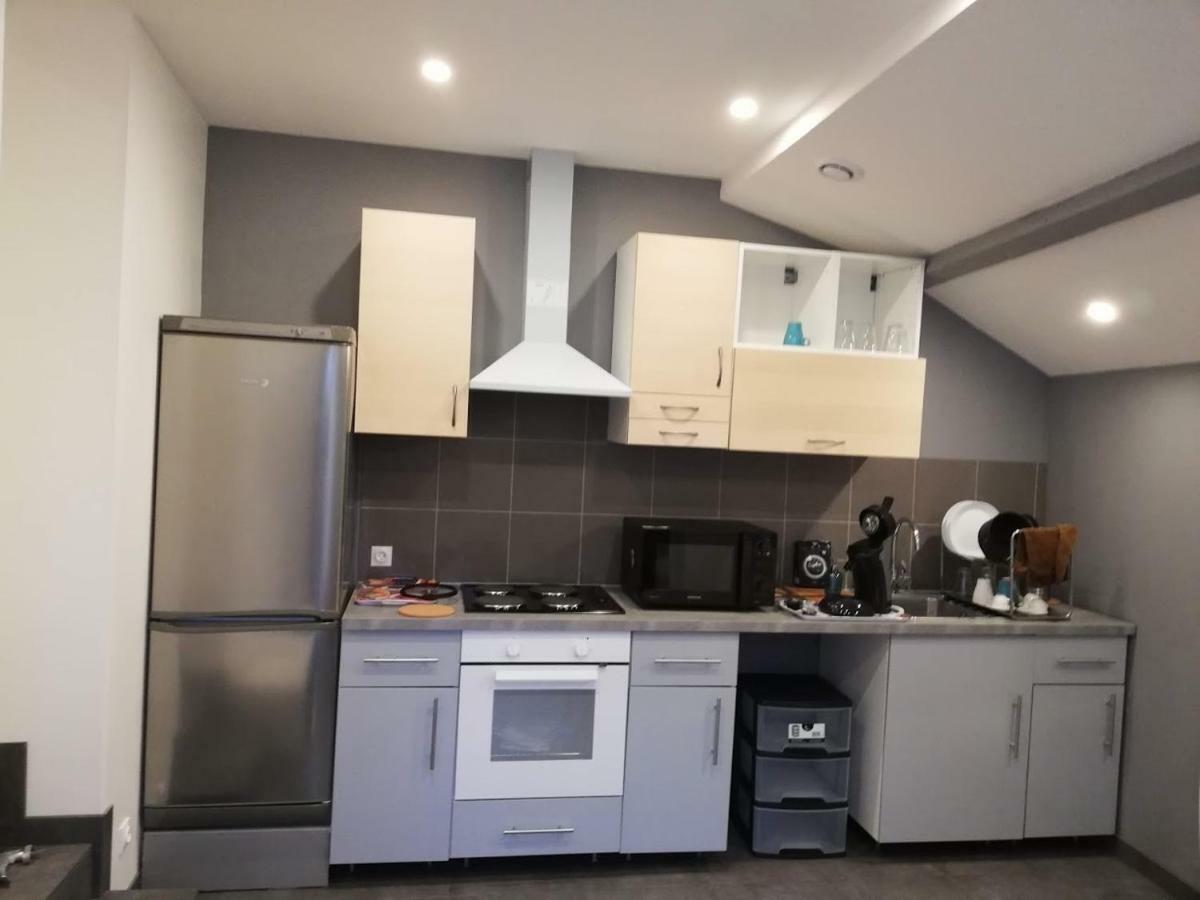 La Ferté-Gaucher Maison Duplex & Appartement Sur Cour מראה חיצוני תמונה