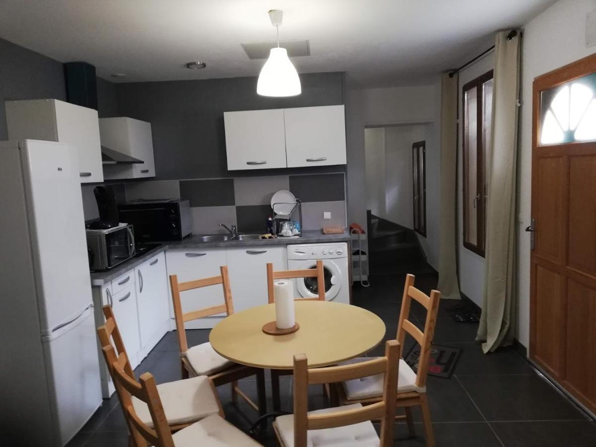 La Ferté-Gaucher Maison Duplex & Appartement Sur Cour מראה חיצוני תמונה